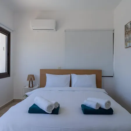 Private Pool 3br Near Larnaca Softades
