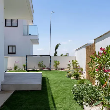 Villa Private Pool 3br Near Larnaca Softades